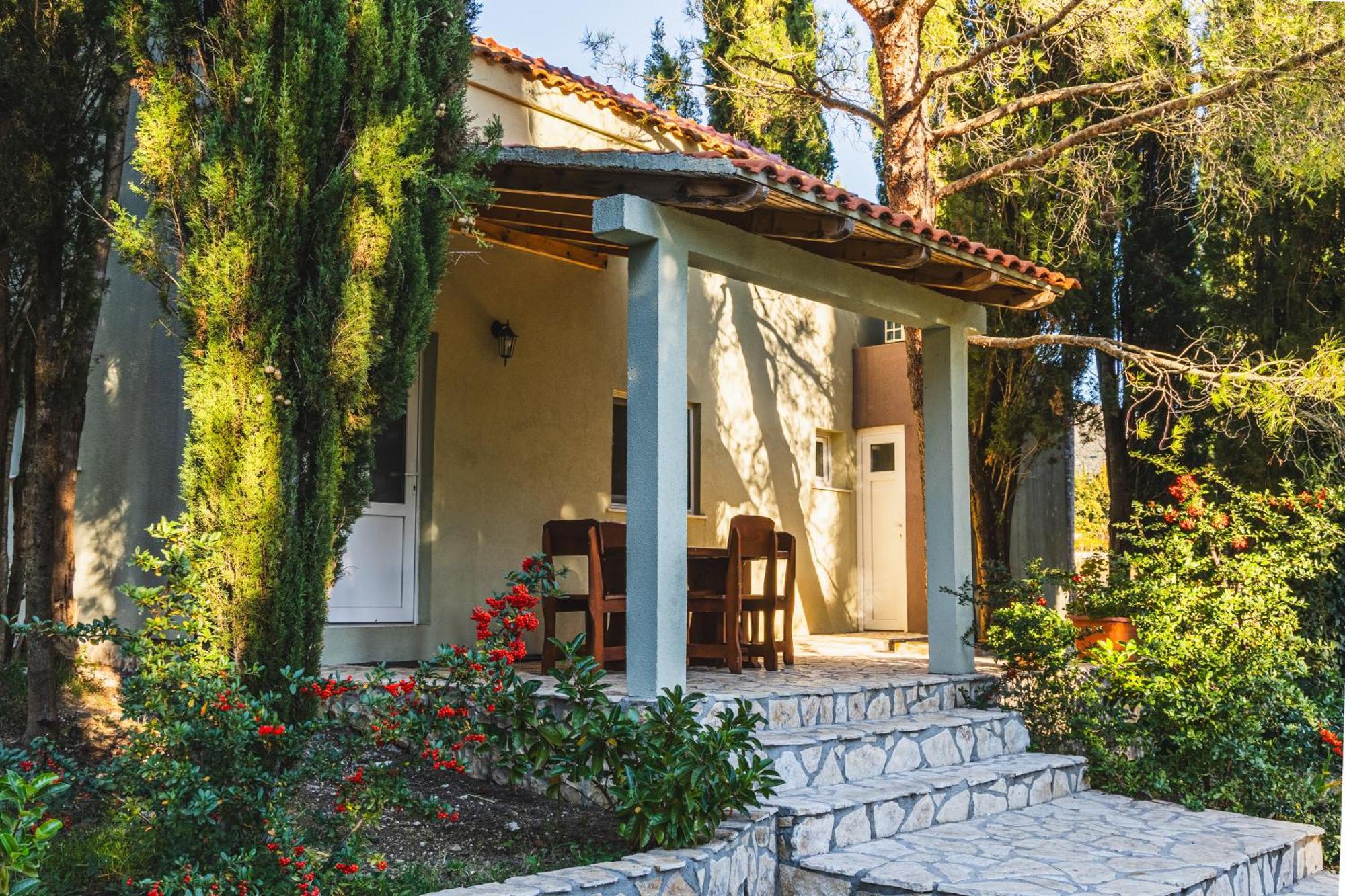 Country House Uros In Nature With Pool Lovorno Bagian luar foto