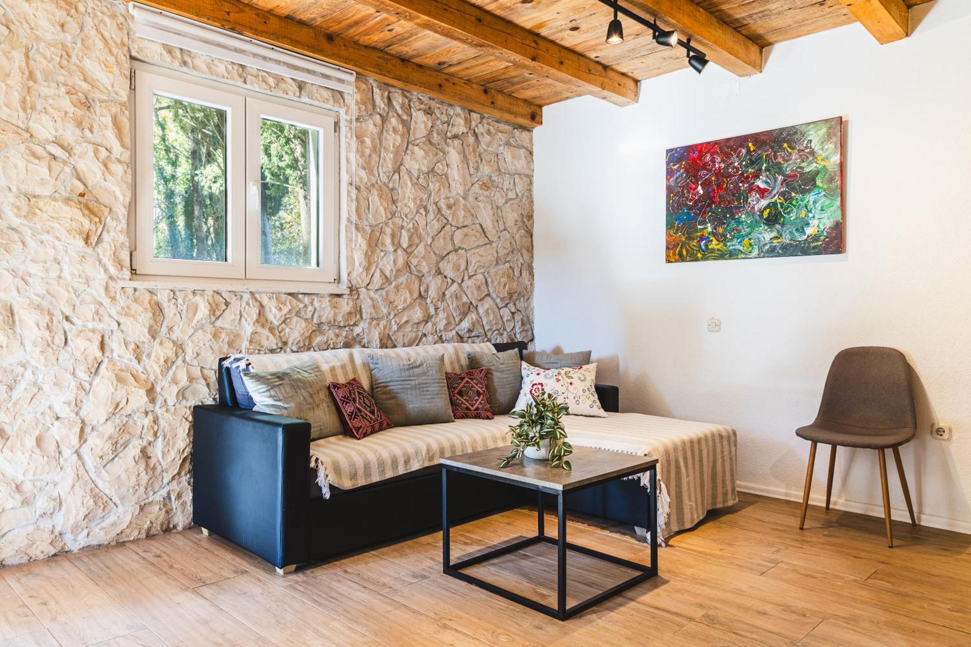Country House Uros In Nature With Pool Lovorno Bagian luar foto