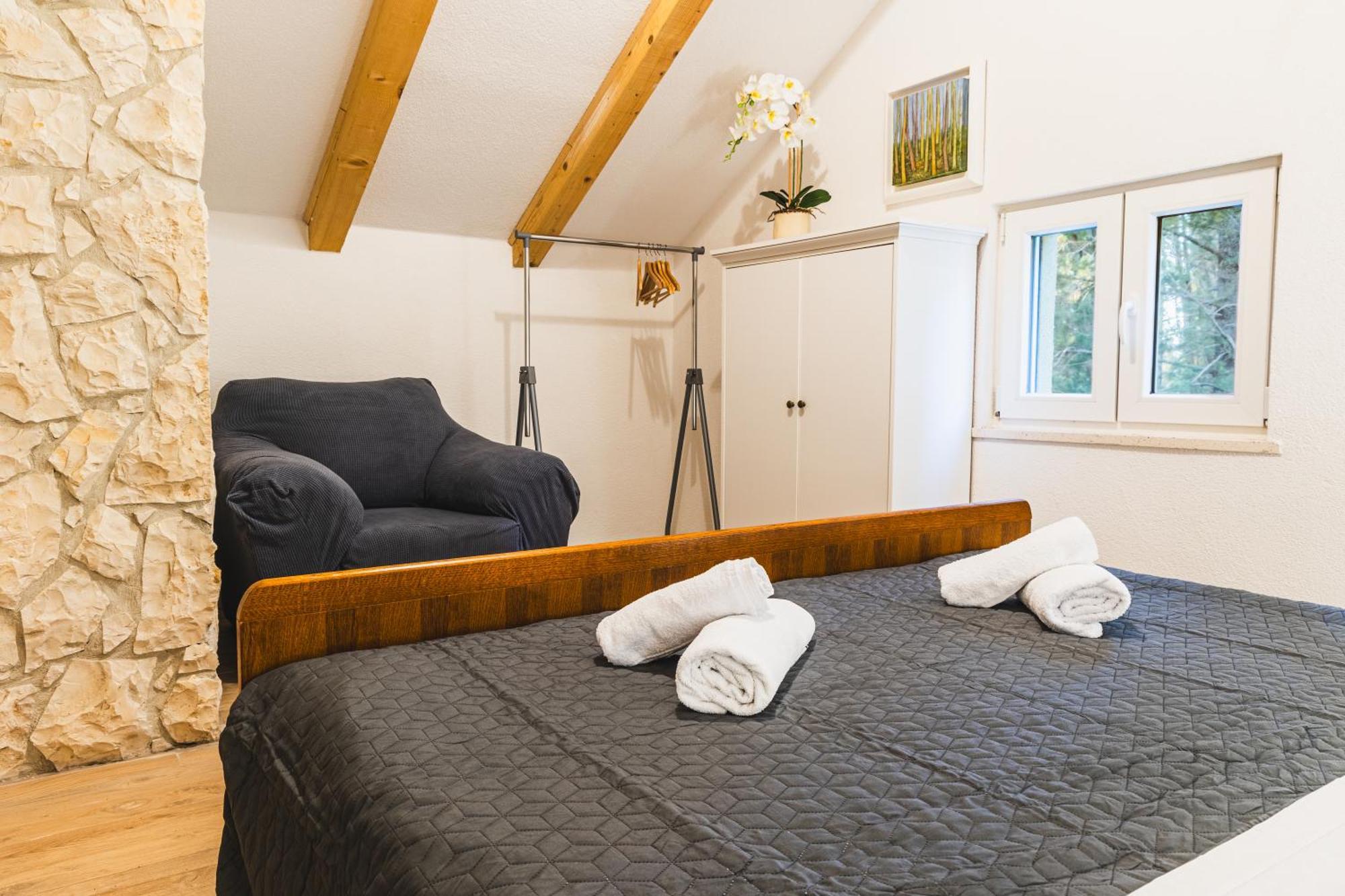 Country House Uros In Nature With Pool Lovorno Bagian luar foto