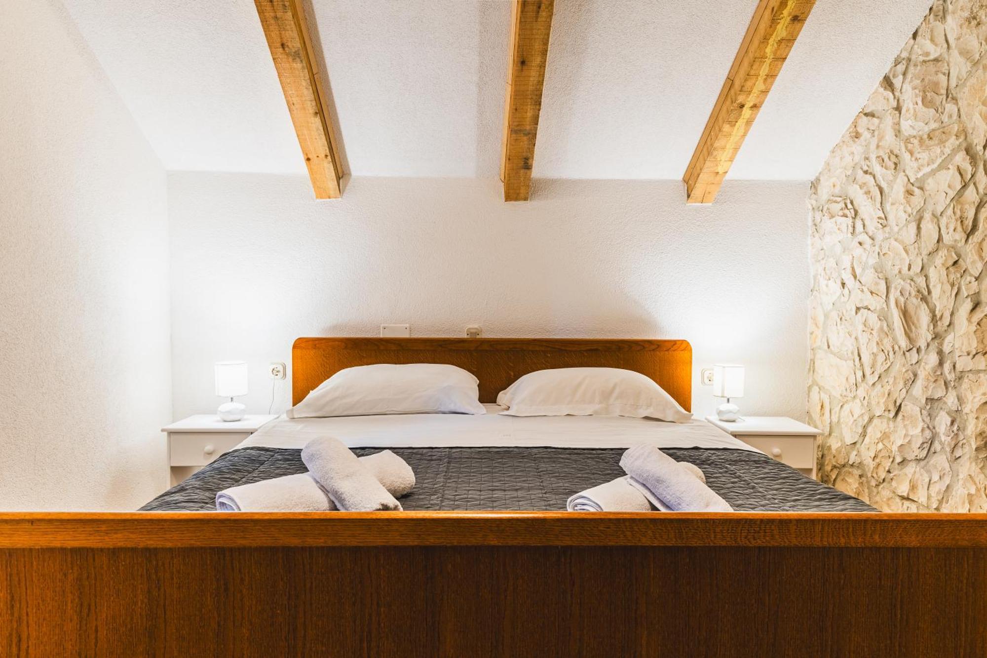 Country House Uros In Nature With Pool Lovorno Bagian luar foto