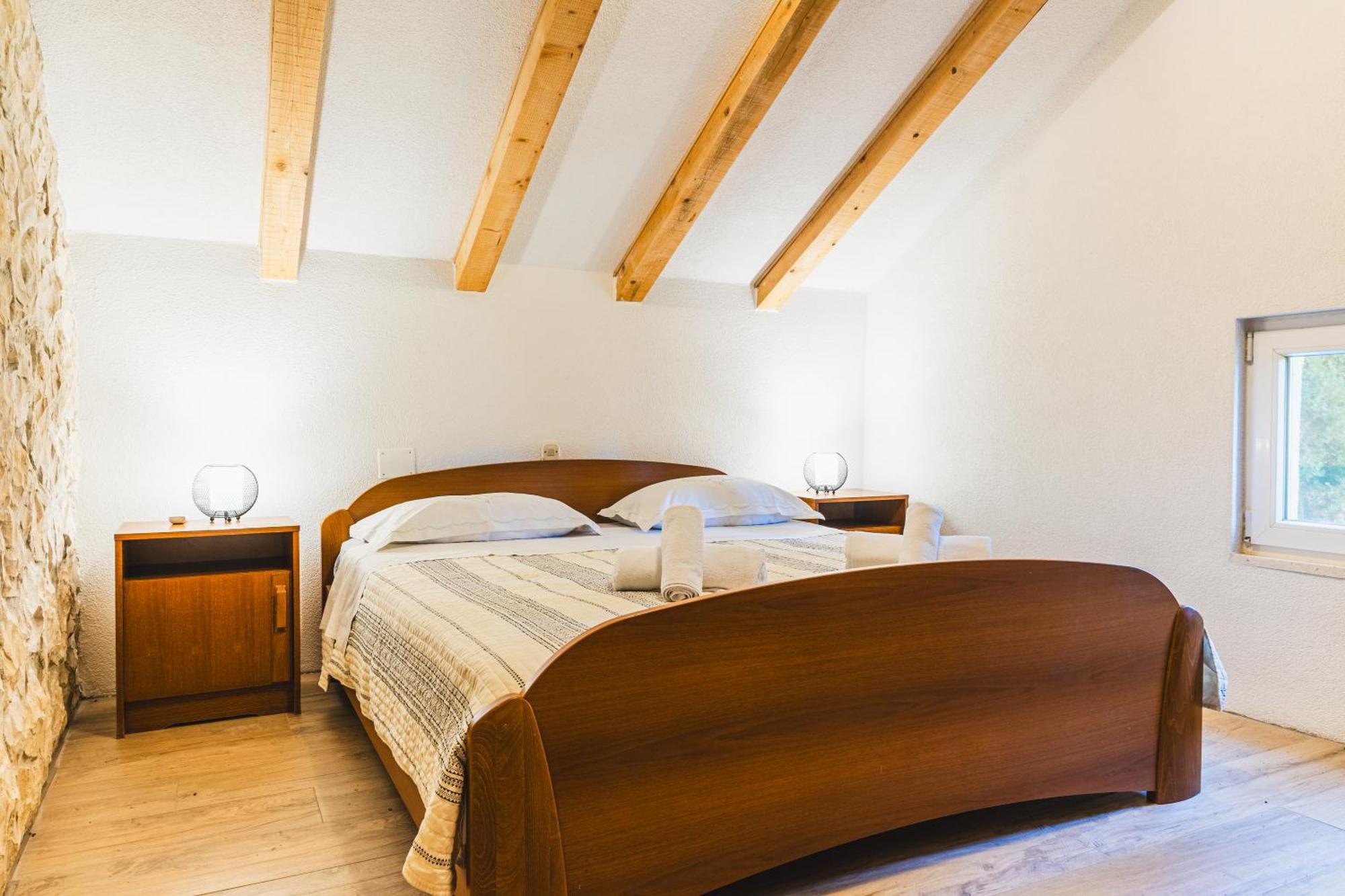Country House Uros In Nature With Pool Lovorno Bagian luar foto